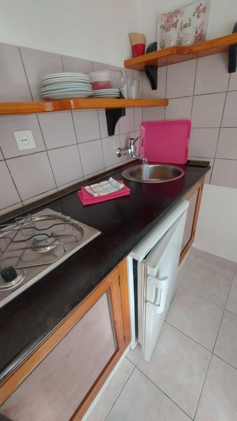 Apartment Brane Bol Buitenkant foto