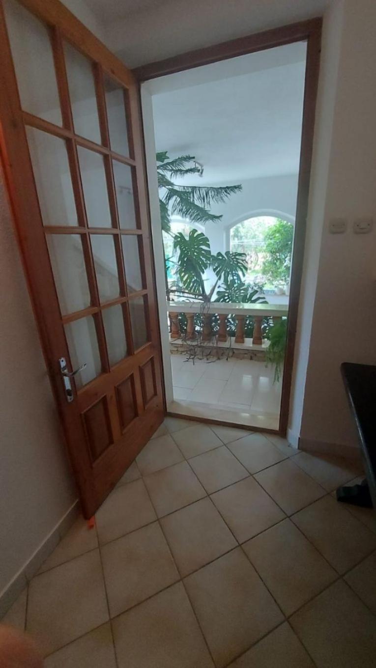 Apartment Brane Bol Buitenkant foto