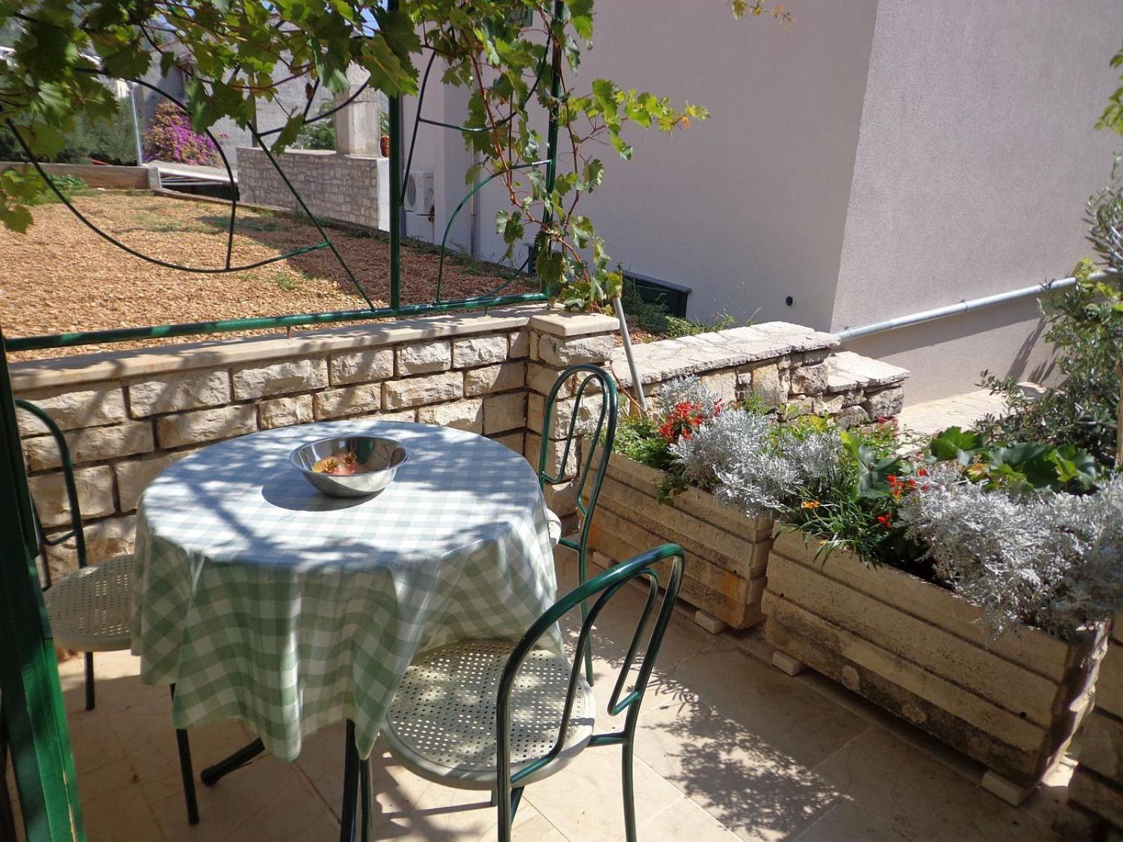 Apartment Brane Bol Buitenkant foto