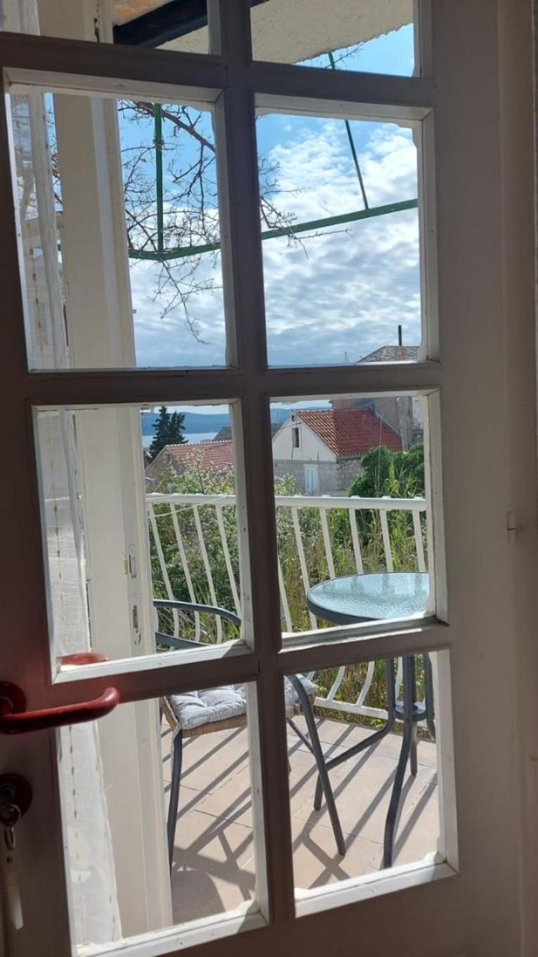Apartment Brane Bol Buitenkant foto