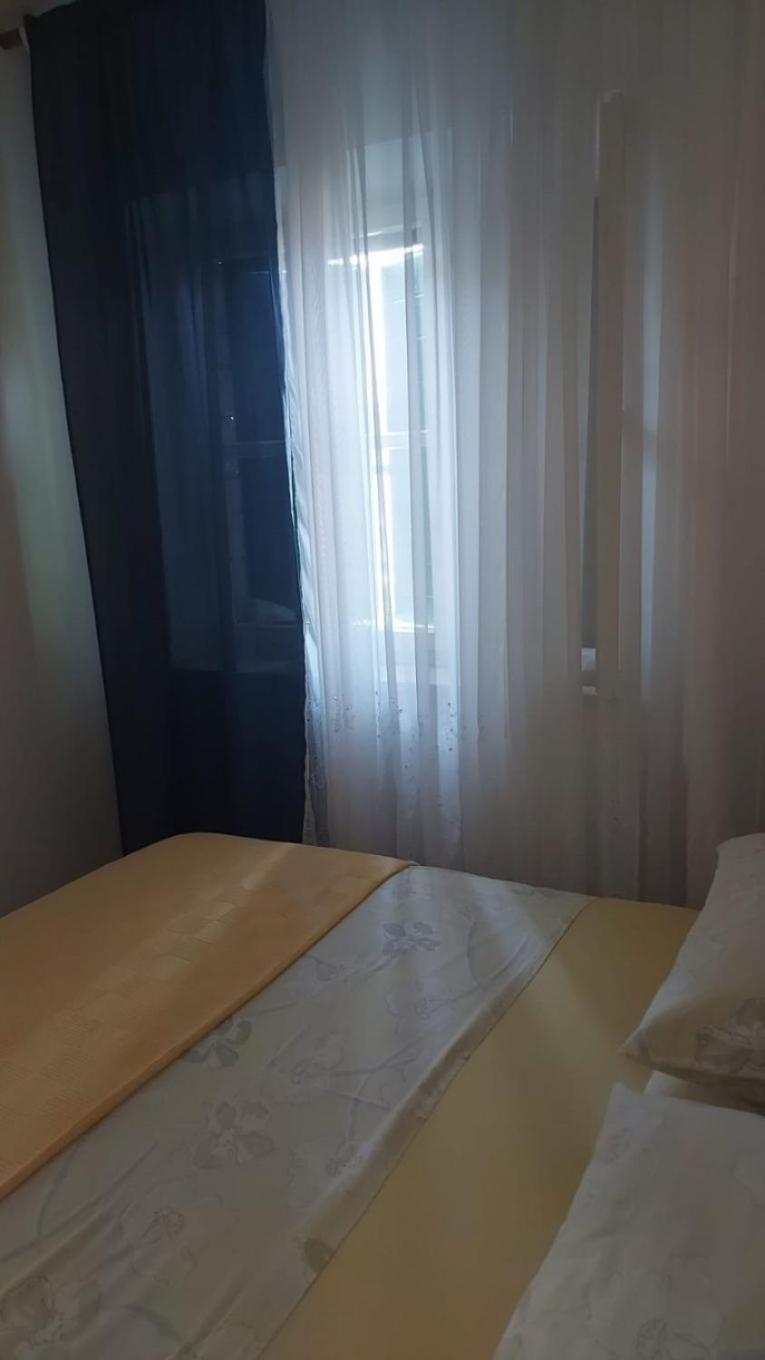 Apartment Brane Bol Buitenkant foto